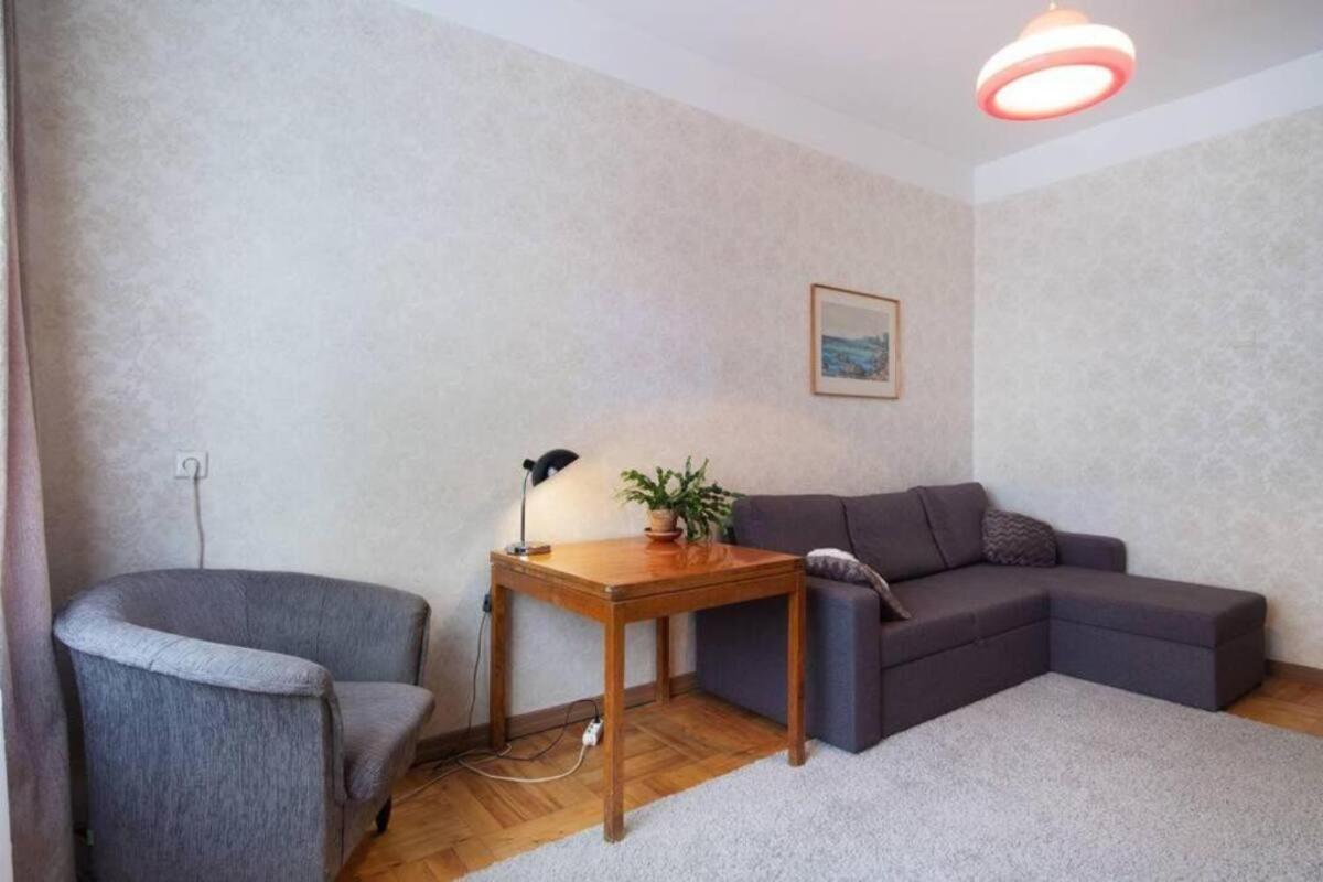 Center Huge 3-bedroom * Tallin